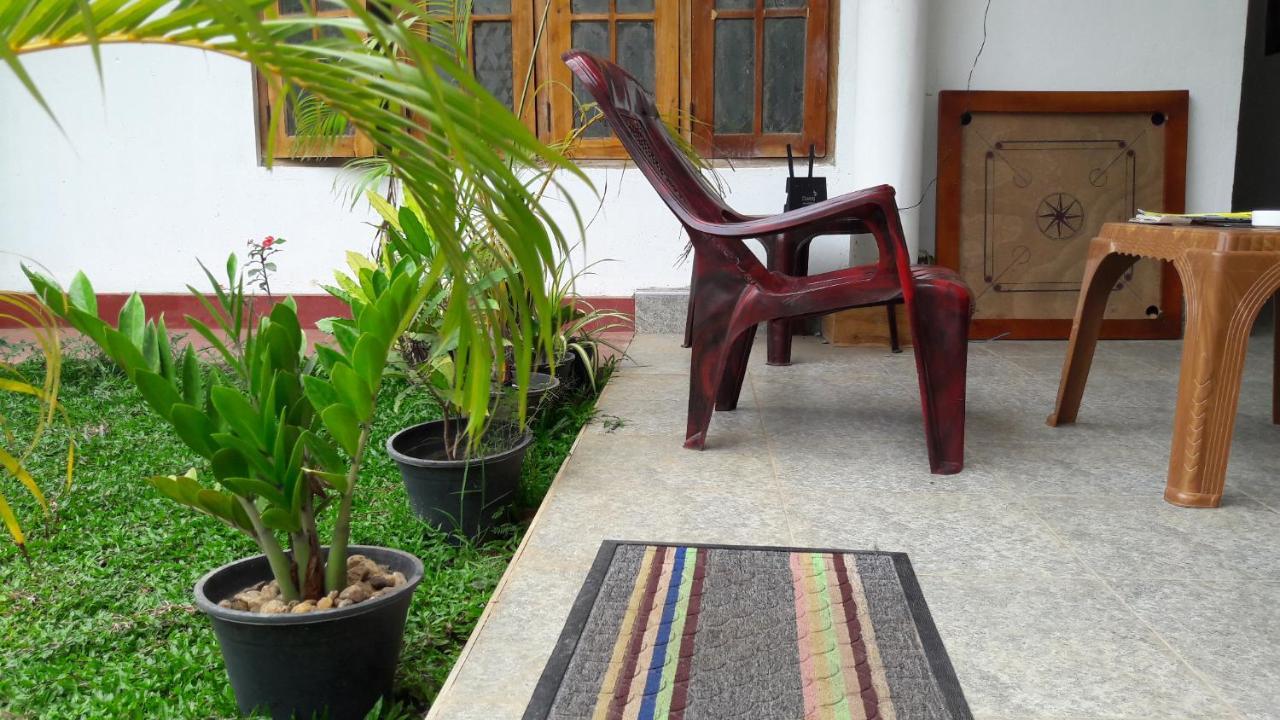 Share Safari & Homestay Udawalawe Exterior foto