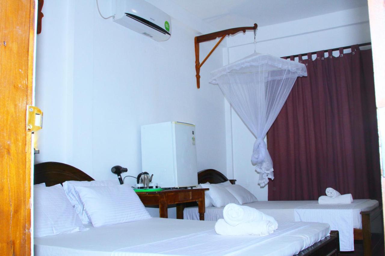 Share Safari & Homestay Udawalawe Exterior foto