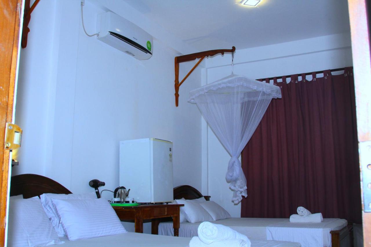 Share Safari & Homestay Udawalawe Exterior foto